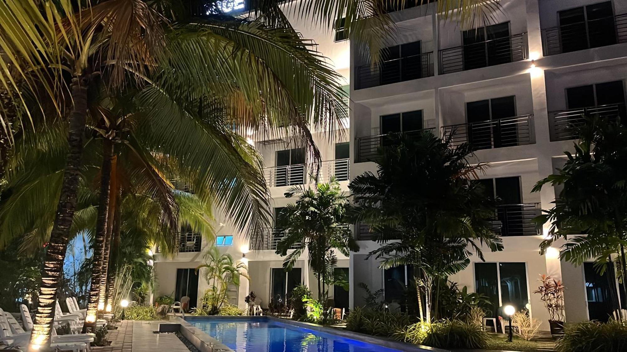 White Lodge Pantai Cenang  Dış mekan fotoğraf