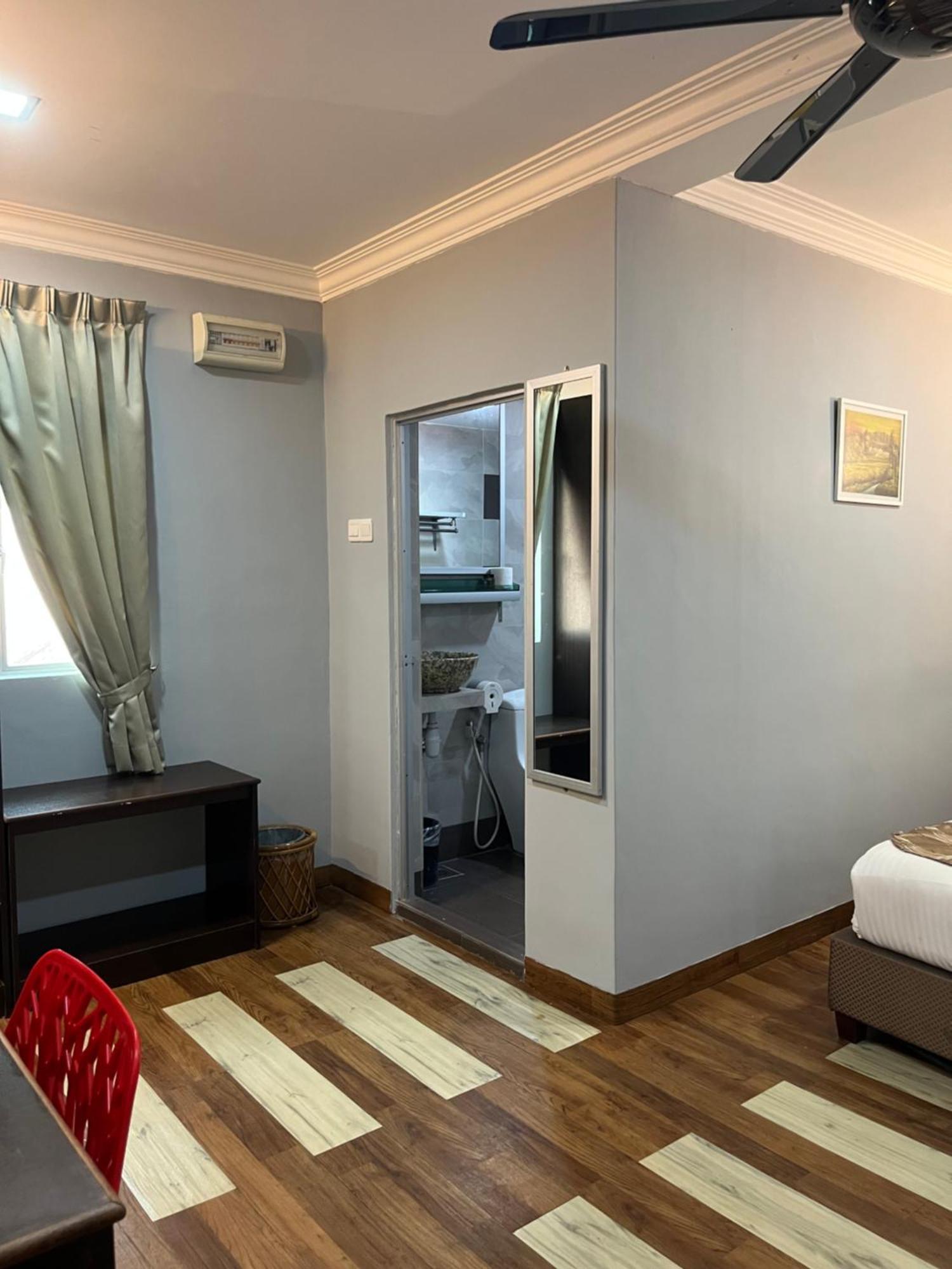 White Lodge Pantai Cenang  Dış mekan fotoğraf